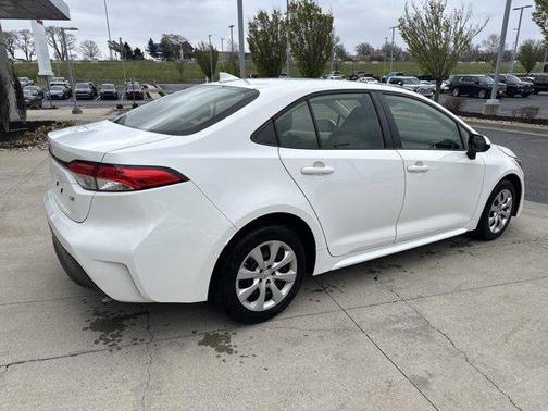 Ice Cap 2023 Toyota Corolla LE