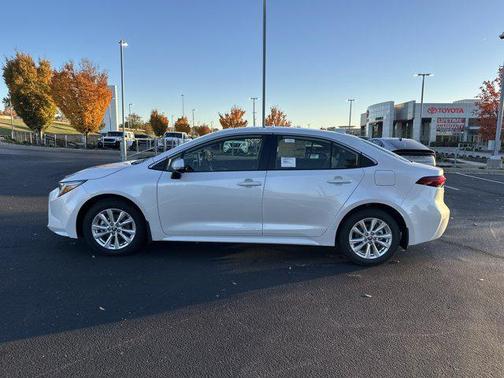 2026 Toyota Corolla Hybrid XLE