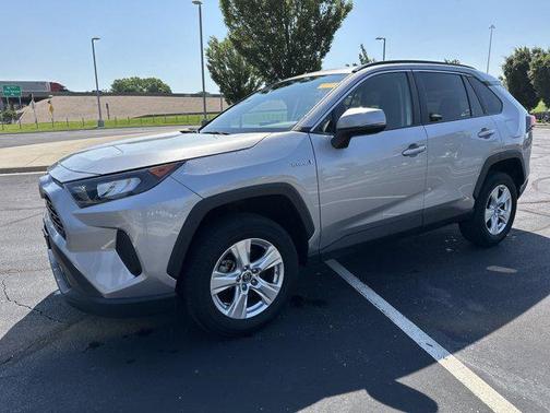 2020 Toyota RAV4 Hybrid LE
