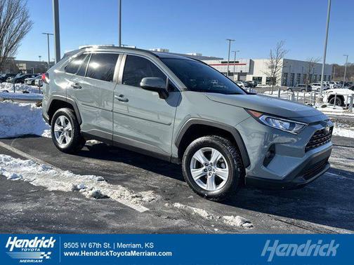 2021 Toyota RAV4 XLE