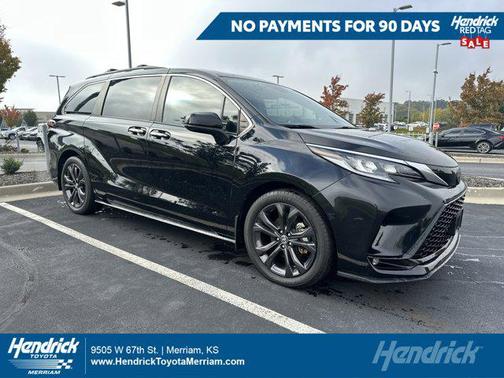 2023 Toyota Sienna XSE 7 Passenger