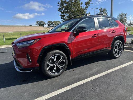 2025 Toyota RAV4 Hybrid SE