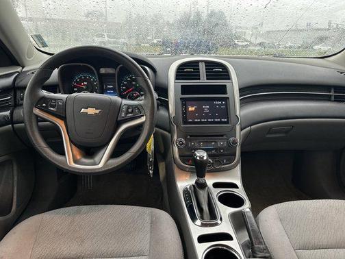 2015 Chevrolet Malibu 1LS