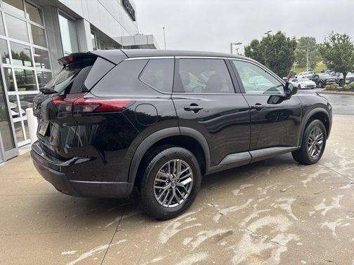 Super Black 2026 Nissan Rogue SV