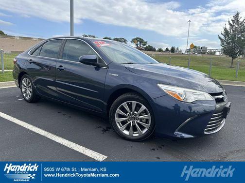 2017 Toyota Camry Hybrid XLE