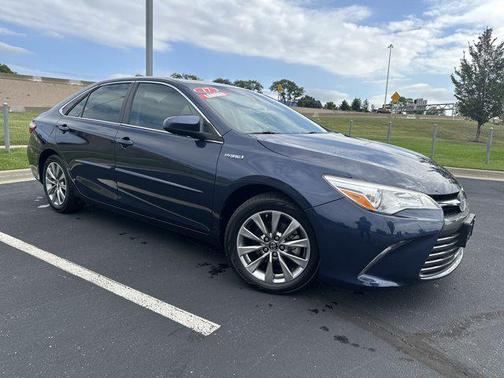 2017 Toyota Camry Hybrid XLE