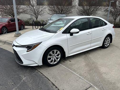 Ice Cap 2024 Toyota Corolla LE