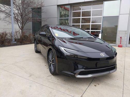 2024 Toyota Prius XLE