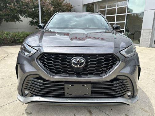 2024 Toyota Highlander XSE