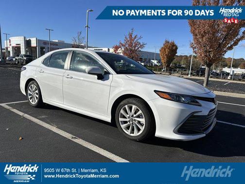 2024 Toyota Camry LE