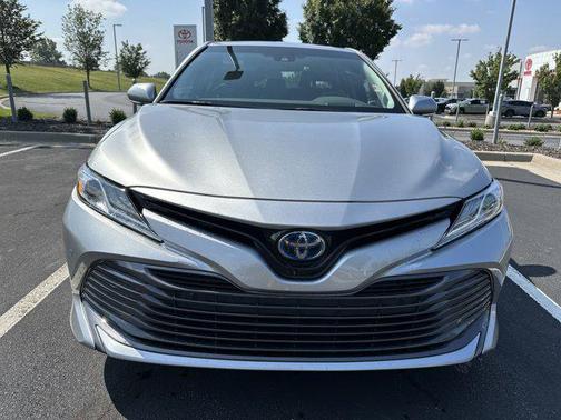 2018 Toyota Camry Hybrid XLE