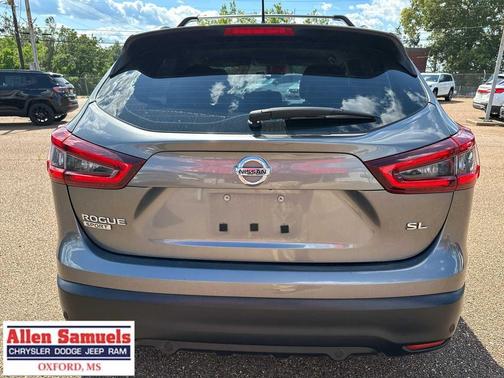 Gun Metallic 2021 Nissan Rogue Sport SL