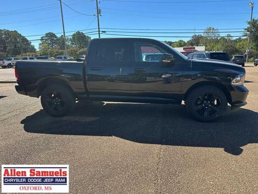 2018 RAM 1500 Night Crew Cab 4x4 5'7' Box