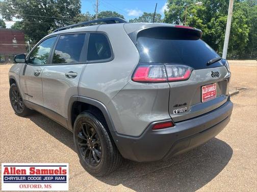 2023 Jeep Cherokee Altitude