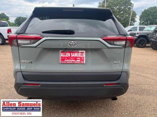 2023 Toyota RAV4 XLE