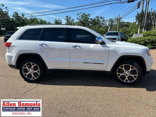 Bright White Clearcoat 2022 Jeep Grand Cherokee Limited