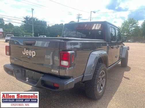 2023 Jeep Gladiator Overland
