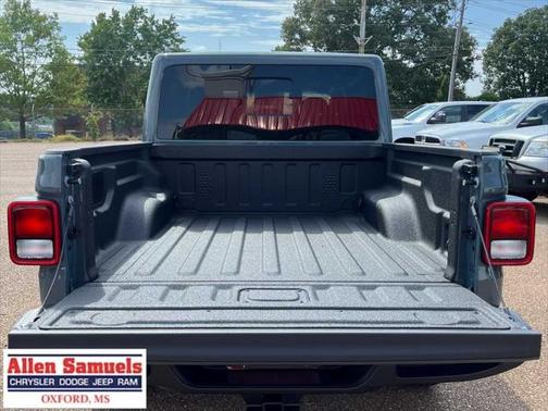 2025 Jeep Gladiator Sport S