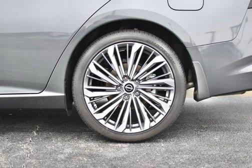 2025 Nissan Altima 2.5 SL