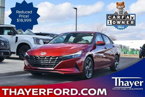 2023 Hyundai ELANTRA SEL