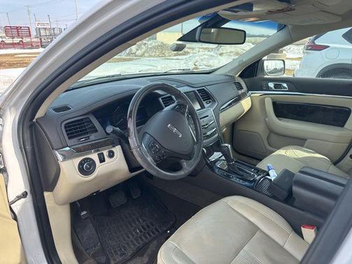 2014 Lincoln MKS Base