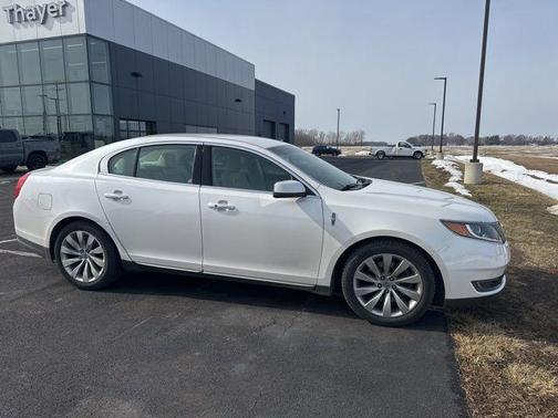 2014 Lincoln MKS Base