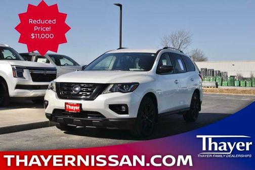 2018 Nissan Pathfinder SL