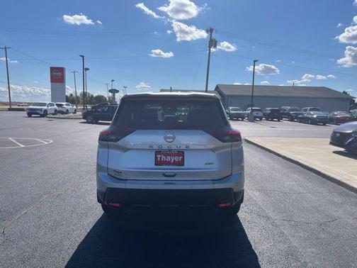 2025 Nissan Rogue SV