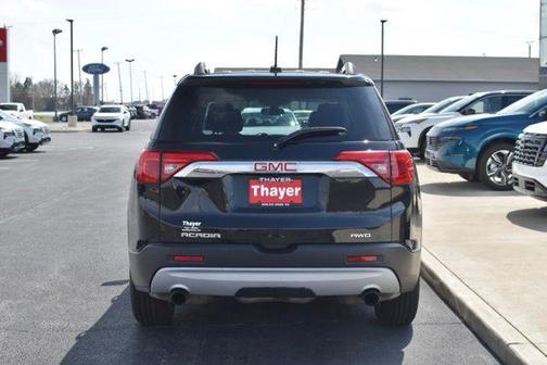 2017 GMC Acadia SLE-2