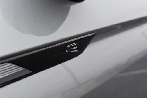 2022 Volkswagen Tiguan 2.0T SE R-Line Black 4MOTION