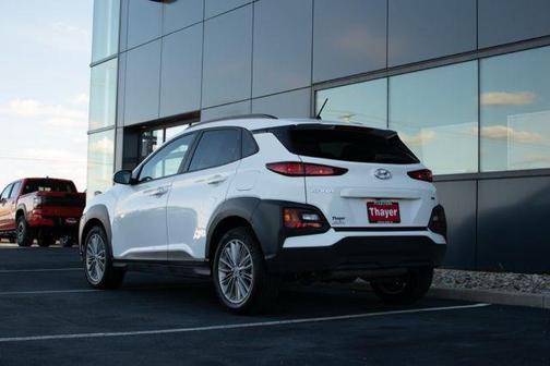 2021 Hyundai KONA SEL