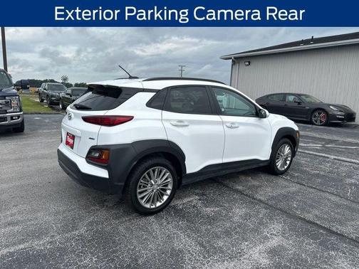 2021 Hyundai KONA SEL