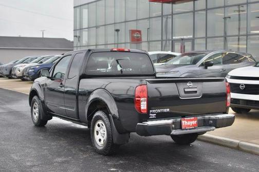 2017 Nissan Frontier S