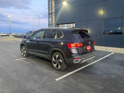 2024 Volkswagen Taos 1.5T SE