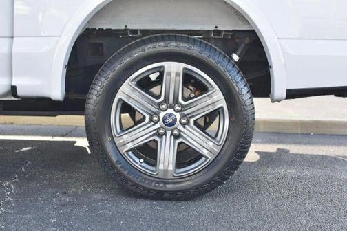 Oxford White 2018 Ford F-150 Lariat