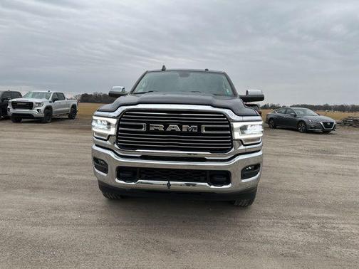 2021 RAM 2500 Laramie Crew Cab 4x4 6'4' Box