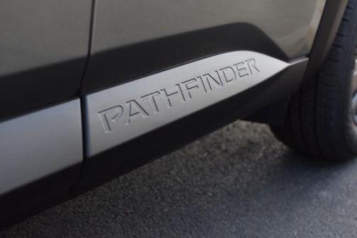 2025 Nissan Pathfinder SV 4WD