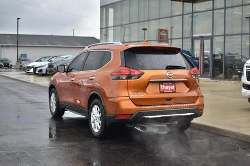 2017 Nissan Rogue SV