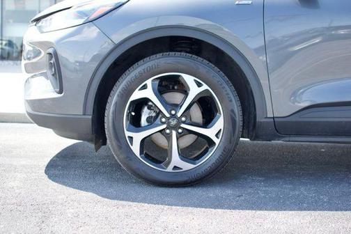 Carbonized Gray Metallic 2025 Ford Escape ST-Line Select