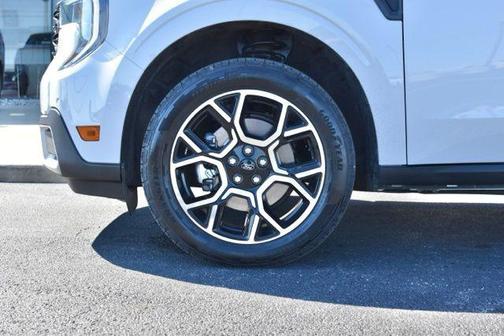 2025 Ford Maverick Lariat