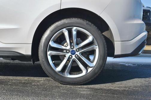 2018 Ford Edge Sport