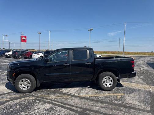 2022 Nissan Frontier S