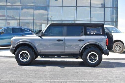 Carbonized Gray Metallic 2024 Ford Bronco Big Bend