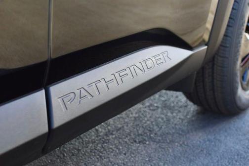 2025 Nissan Pathfinder SV 4WD