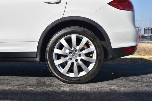 2014 Porsche Cayenne Platinum Edition