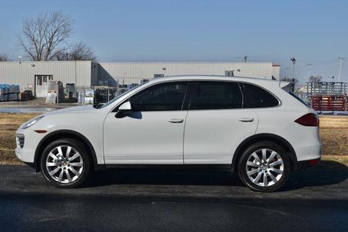 2014 Porsche Cayenne Platinum Edition