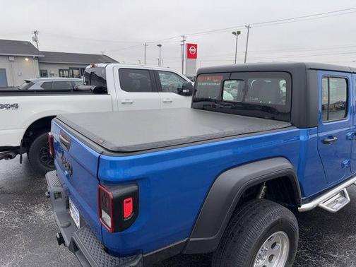 2021 Jeep Gladiator Sport