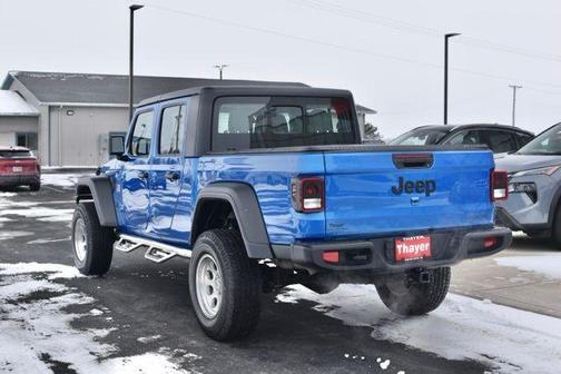 2021 Jeep Gladiator Sport