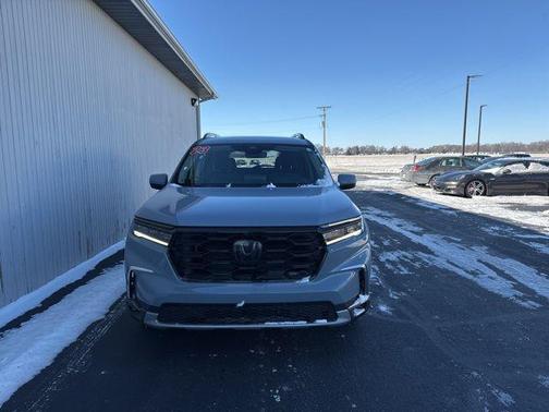 2023 Honda Pilot AWD Elite