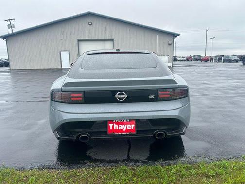 Boulder Gray/Super Black 2024 Nissan Z Performance Manual